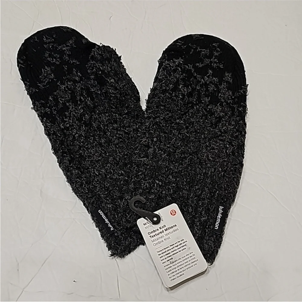 LULULEMON Ombré Knit Textured Mittens